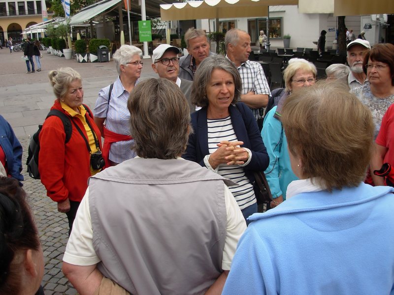 n_64 Stadtfuehrung Bozen.jpg